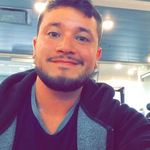 Meet your Posher, Cesar